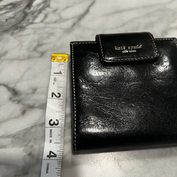 Kate Spade Bifold Wallet Black with Neiman Marcus Box and Tags - Picture 7 of 16